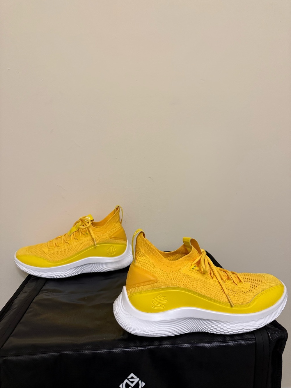 Under Armour Curry Flow 8 Size 11
